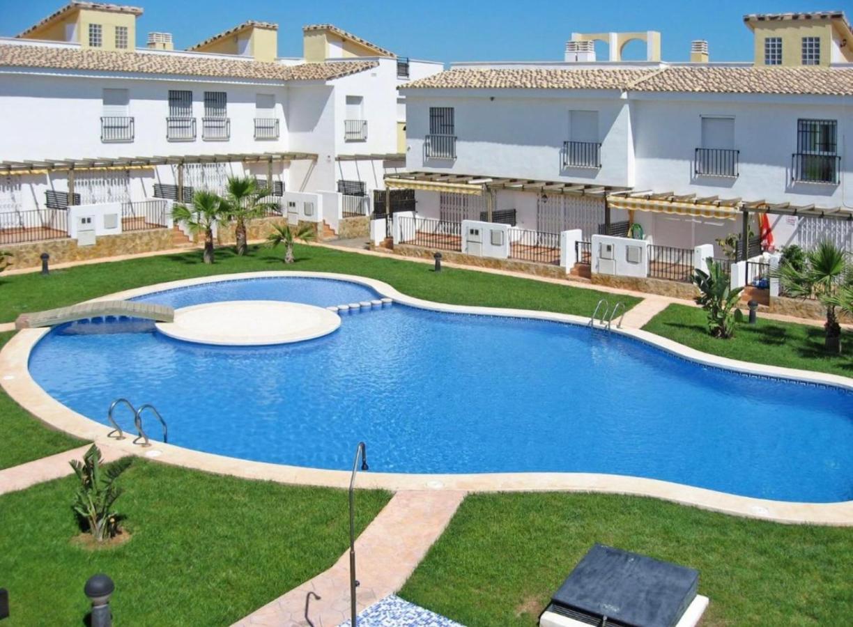 Casa Adosada Con Piscina Y Dos Terrazas Alcossebre Exterior foto